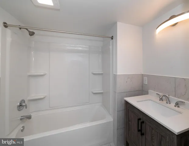 $2,000 | 19 North Main Street, Unit 25A, New Egypt, NJ 08533