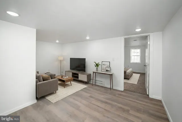 $2,000 | 19 North Main Street, Unit 25A, New Egypt, NJ 08533