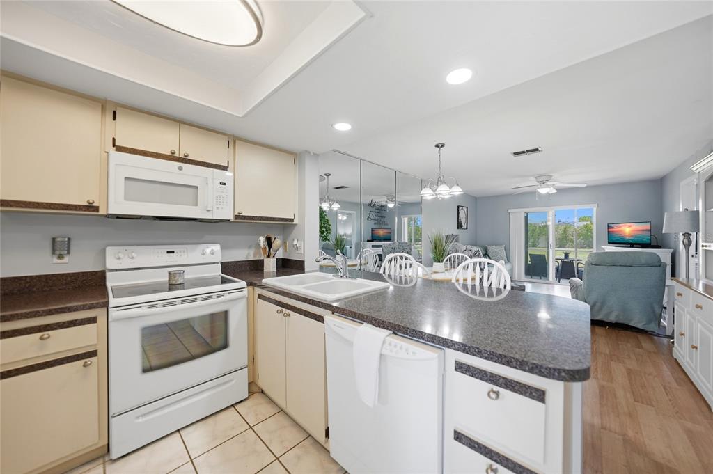 25275 Rampart Boulevard, Unit 1504 Punta Gorda, FL 33983 - Photo 10 of 29