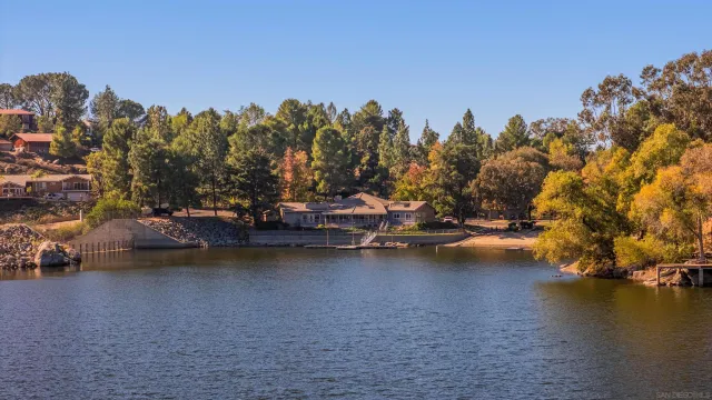 $1,785,000 | 3132 Via Asoleado, Alpine, CA 91901