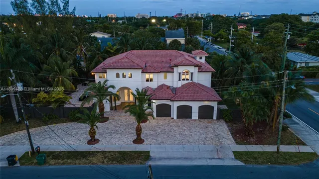 $2,599,000 | 112 Northwest 14th Way, Dania Beach, FL 33004