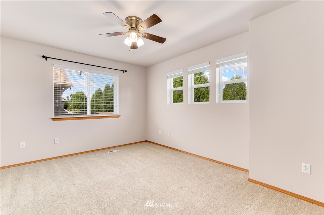 7049 Inlay Street Southeast Lacey, WA 98513 - Photo 22 of 25 Gallery Image 22