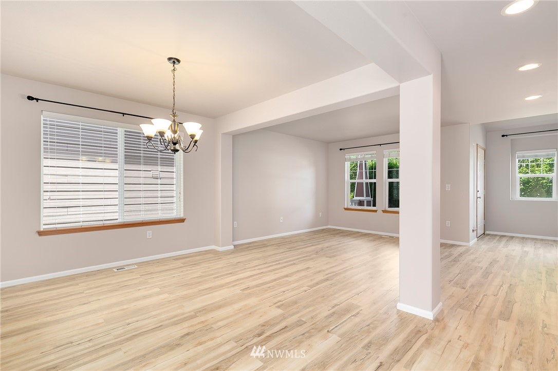 7049 Inlay Street Southeast Lacey, WA 98513 - Photo 4 of 25 Gallery Image 4