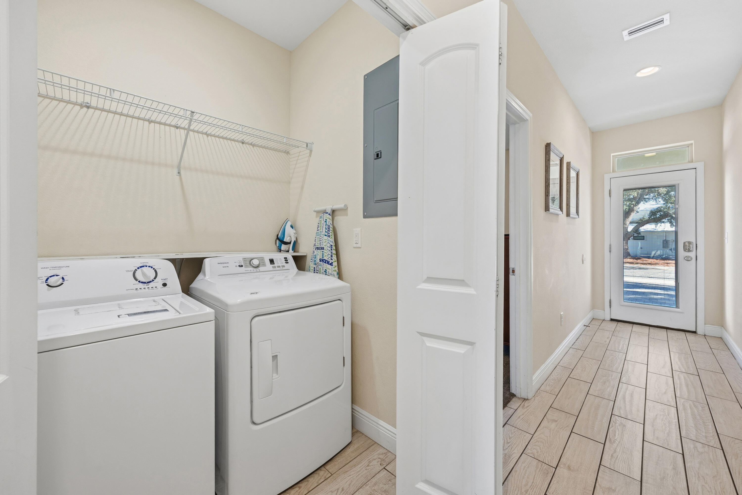 94 Dolphin Street Destin, FL 32541 - Photo 26 of 55 Laundry Closet