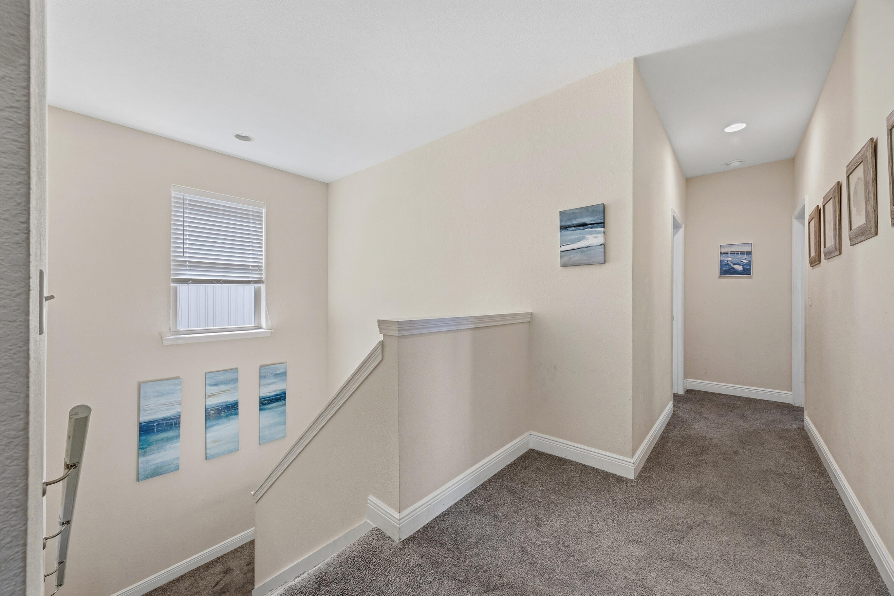 94 Dolphin Street Destin, FL 32541 - Photo 28 of 55 Upstairs Landing