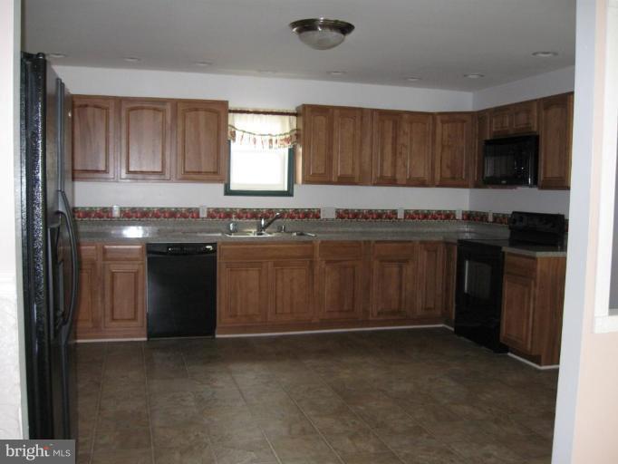 3648 Galloway Road Middle River, MD 21220 - Photo 4 of 15 Kitchen