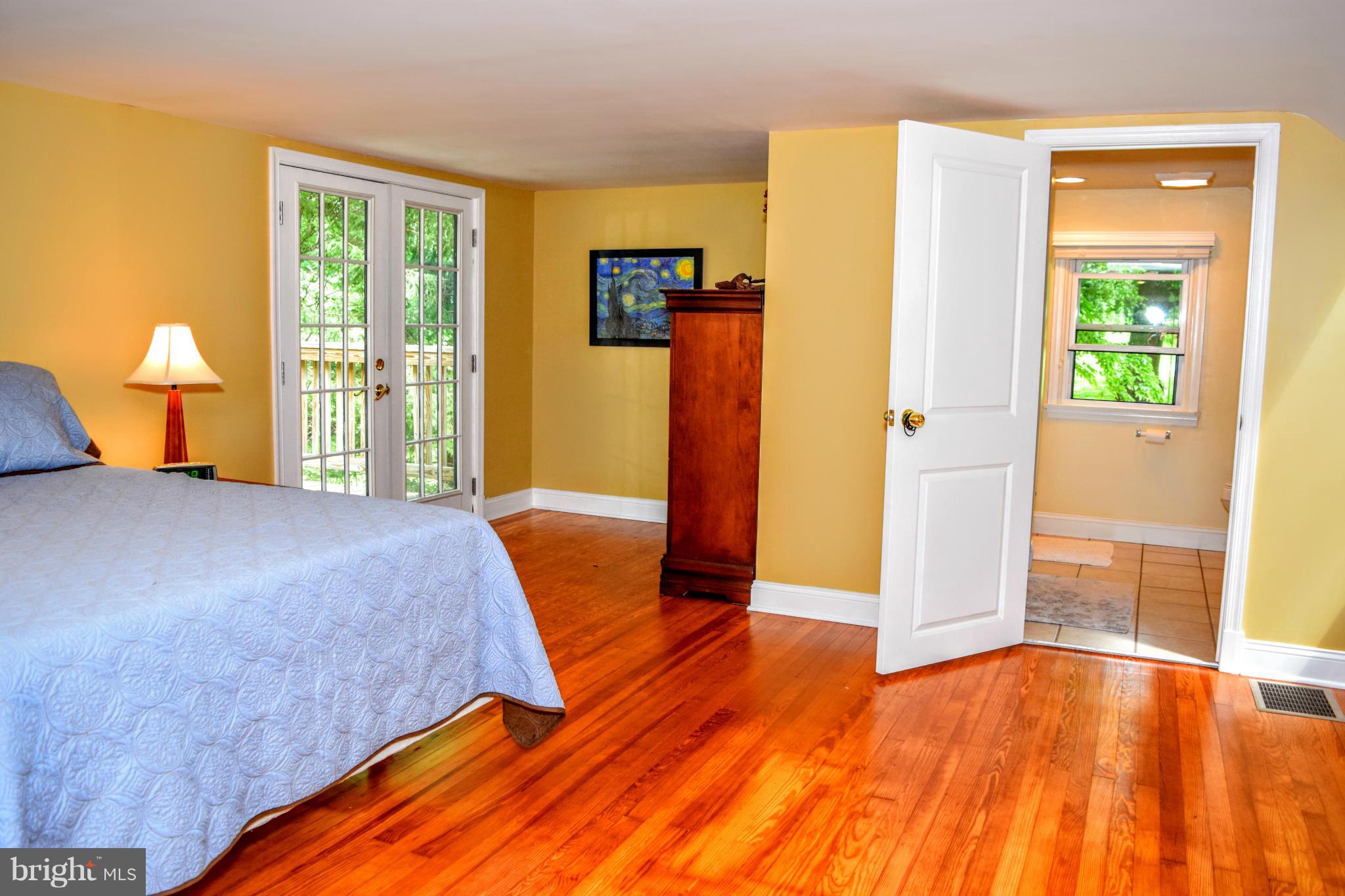 512 Plumtree Road Bel Air, MD 21015 - Photo 20 of 30 MBR w/ Massive Walk In Closet, Attached Full BA!