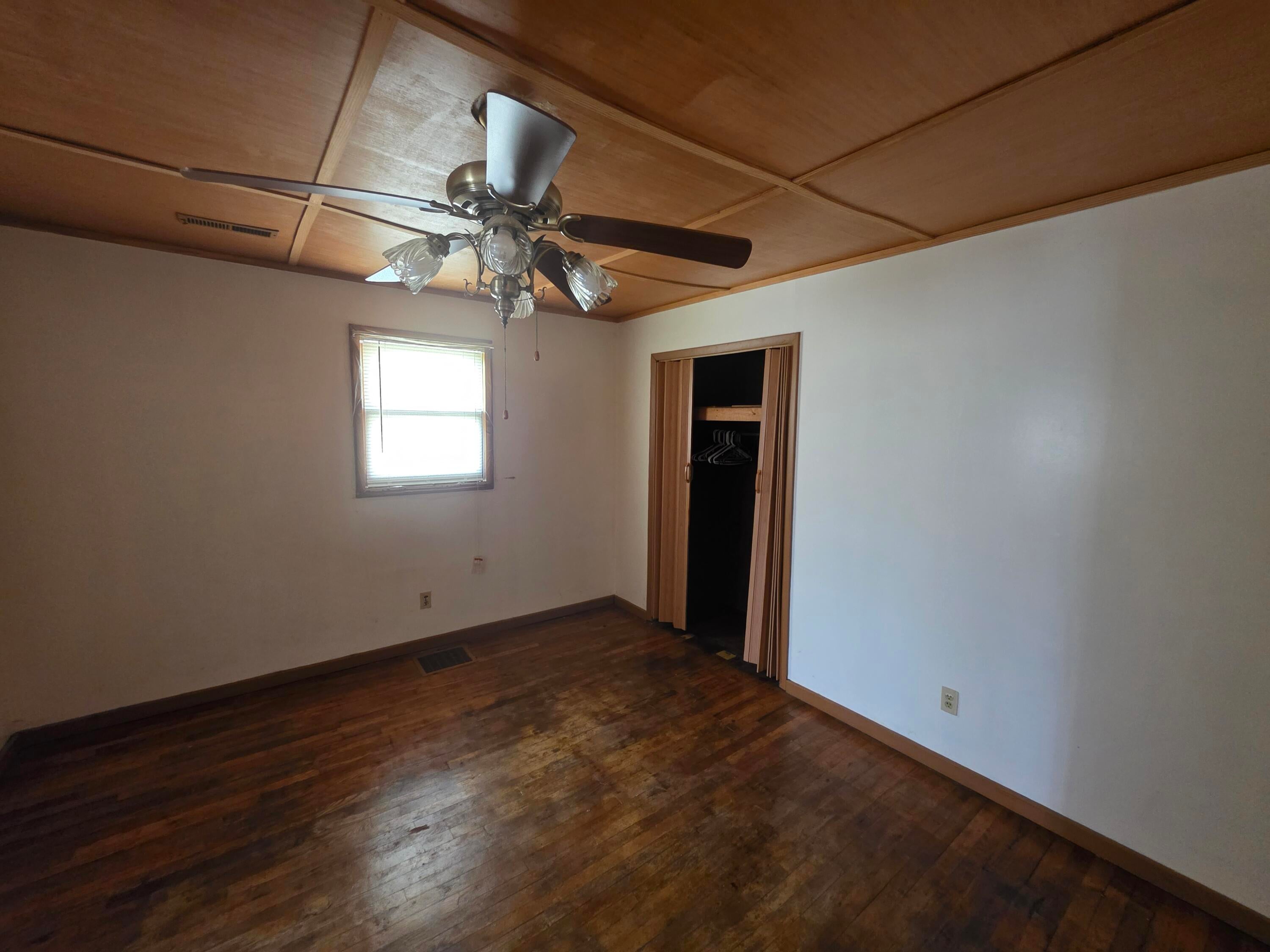15384 Stanaford Road Danese, WV 25831 - Photo 23 of 32 Gallery Image 23