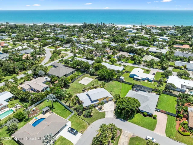 an aerial view of multiple house
