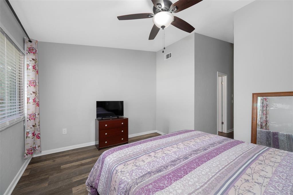 2132 Southwest 39 Drive Gainesville, FL 32607 - Photo 17 of 30