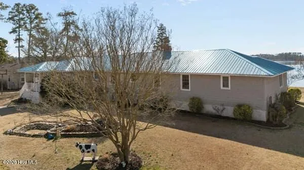 $595,000 | 835 Foreman Lane, Belhaven, NC 27810