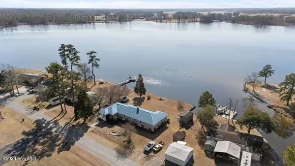 $595,000 | 835 Foreman Lane, Belhaven, NC 27810
