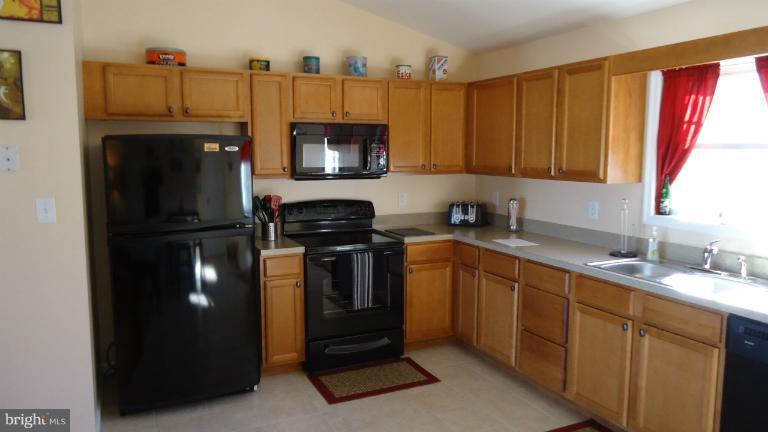 2 Job Inwood, WV 25428 - Photo 15 of 29 Kitchen