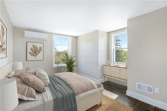 $1,745,000 | 32 Arrowhead Drive, Tiverton, RI 02878