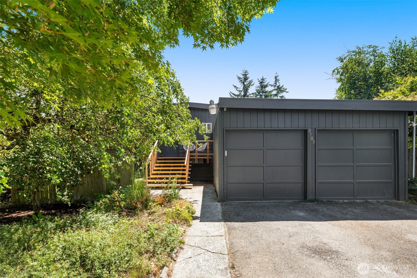 2103 Southwest 110th Street Seattle, WA 98146 - Photo 2 of 35 Gallery Image 2