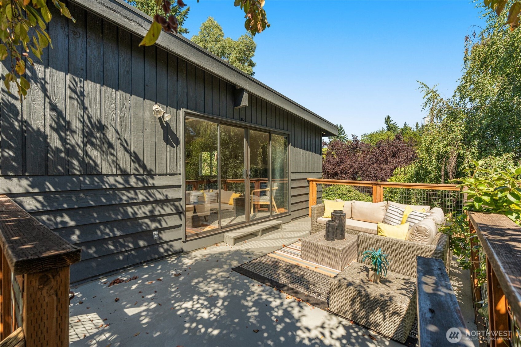 2103 Southwest 110th Street Seattle, WA 98146 - Photo 27 of 35 Gallery Image 27