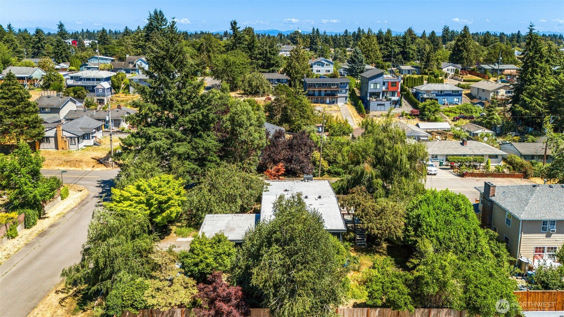 2103 Southwest 110th Street Seattle, WA 98146 - Photo 34 of 35 Gallery Image 34