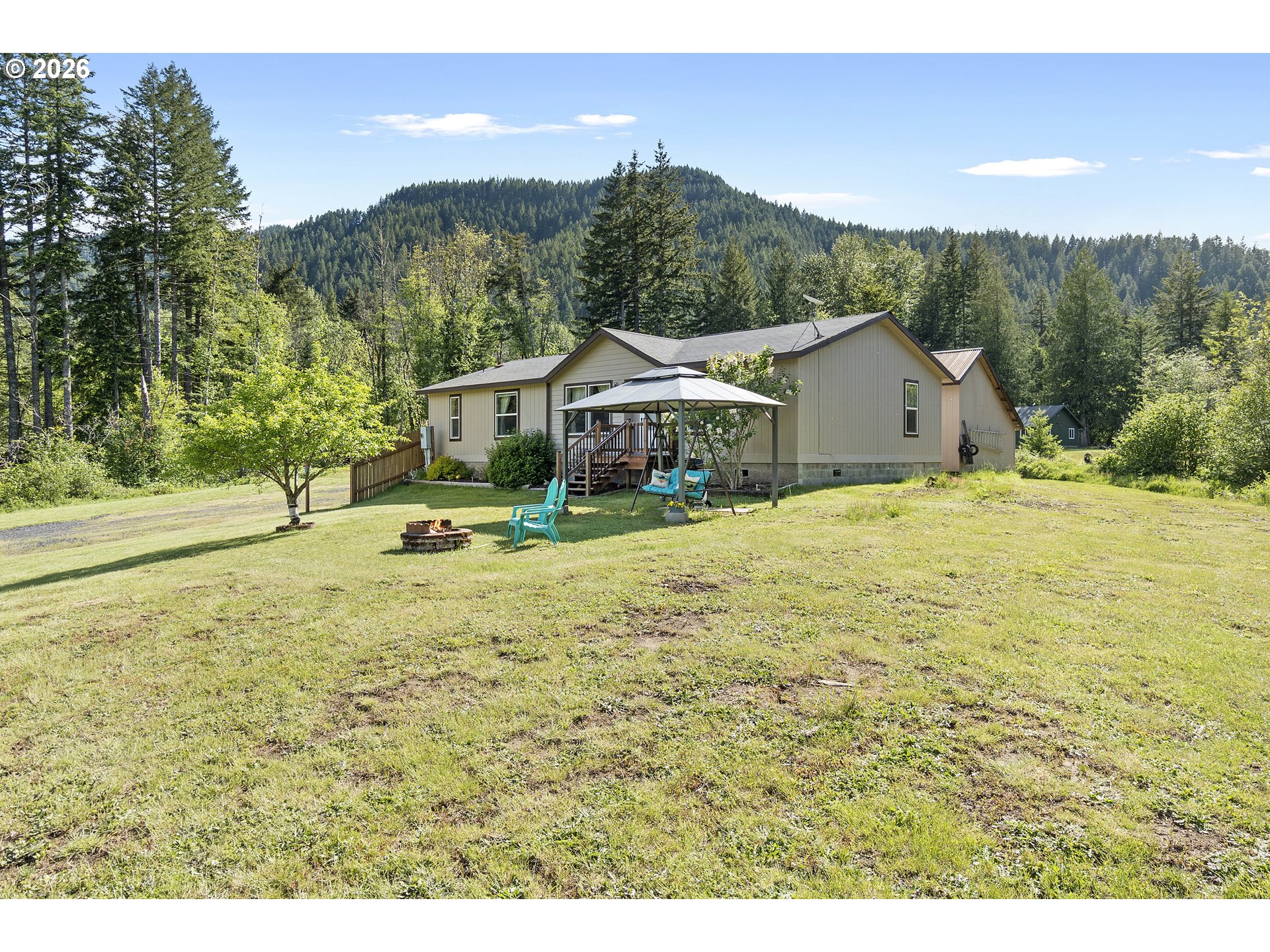 252 Blackledge Road Carson, WA 98610 - Photo 3 of 46