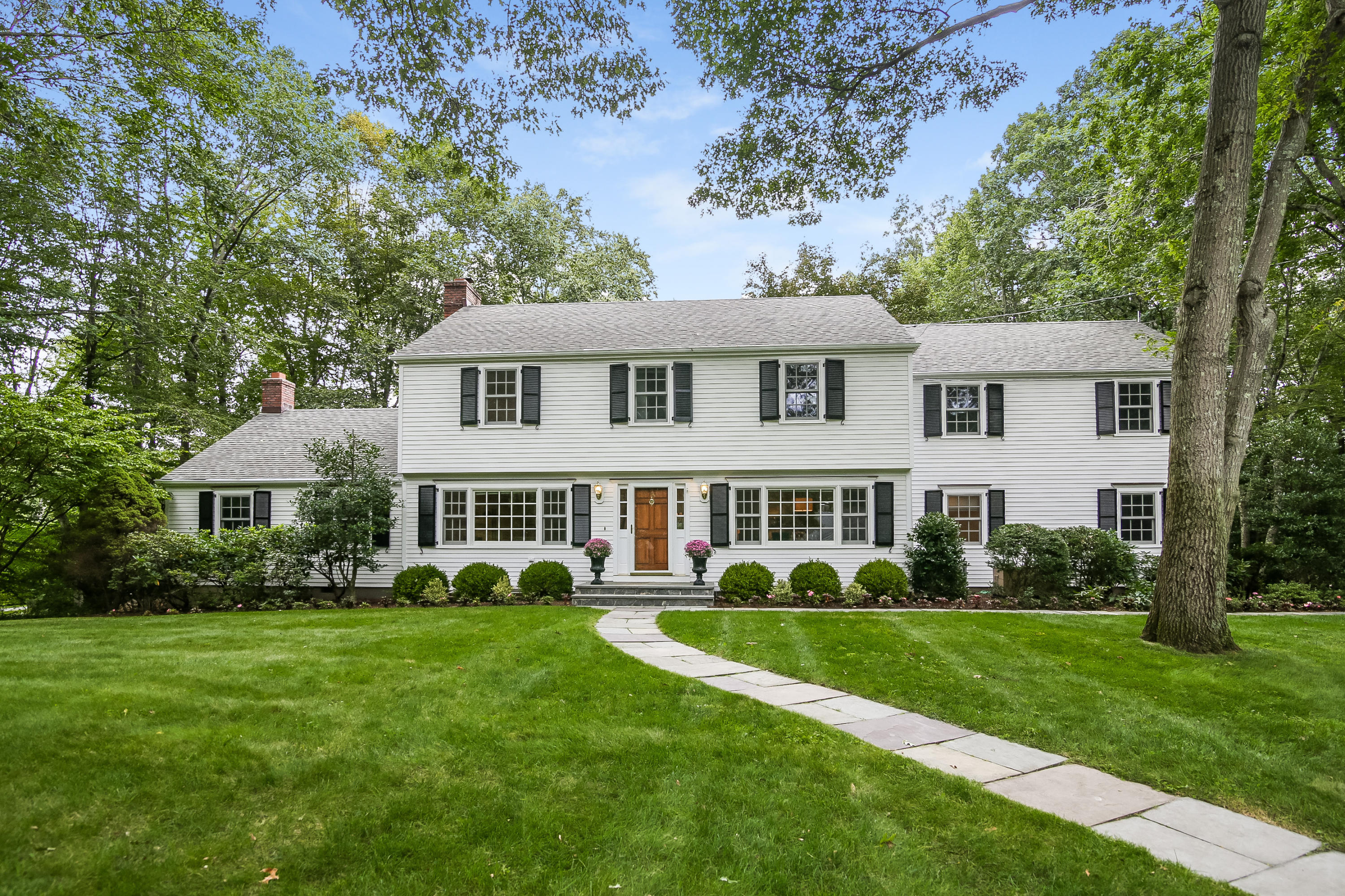 65 Lake Wind Road New Canaan, CT 06840 - Photo 1 of 30 001-Front_View-4712487-large