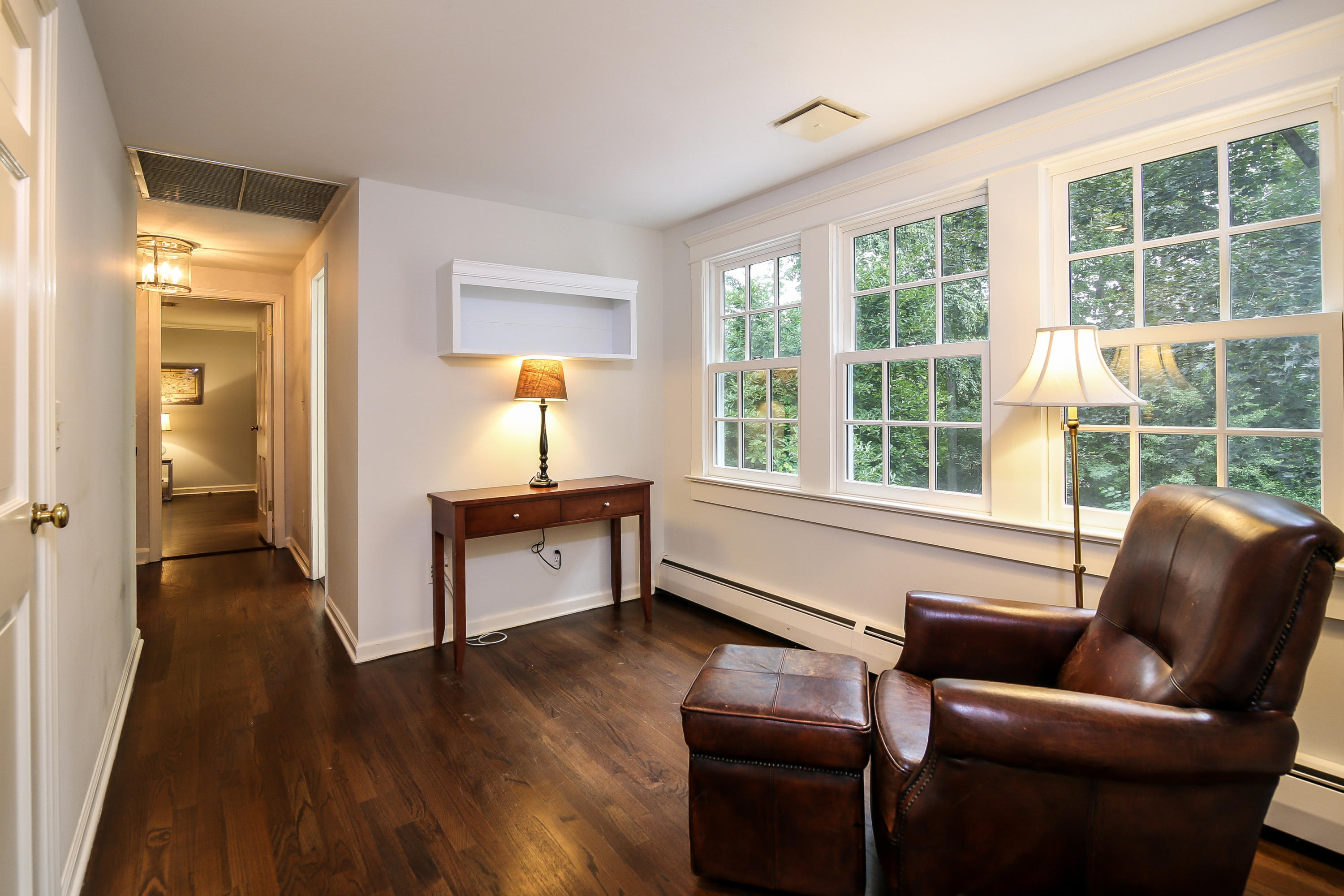 65 Lake Wind Road New Canaan, CT 06840 - Photo 19 of 30 028-Sitting_Room-4712536-large