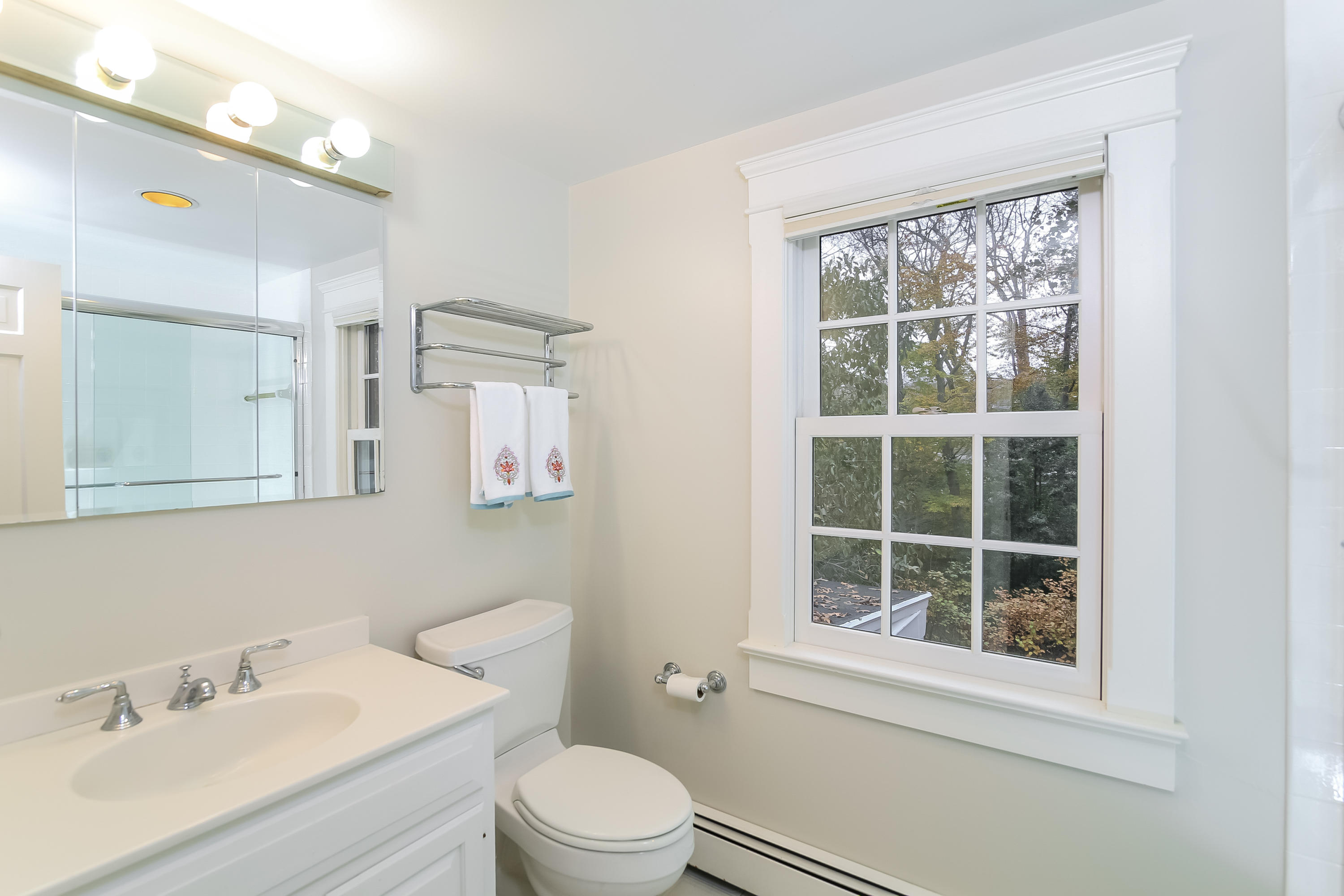 65 Lake Wind Road New Canaan, CT 06840 - Photo 23 of 30 052-5061053-large