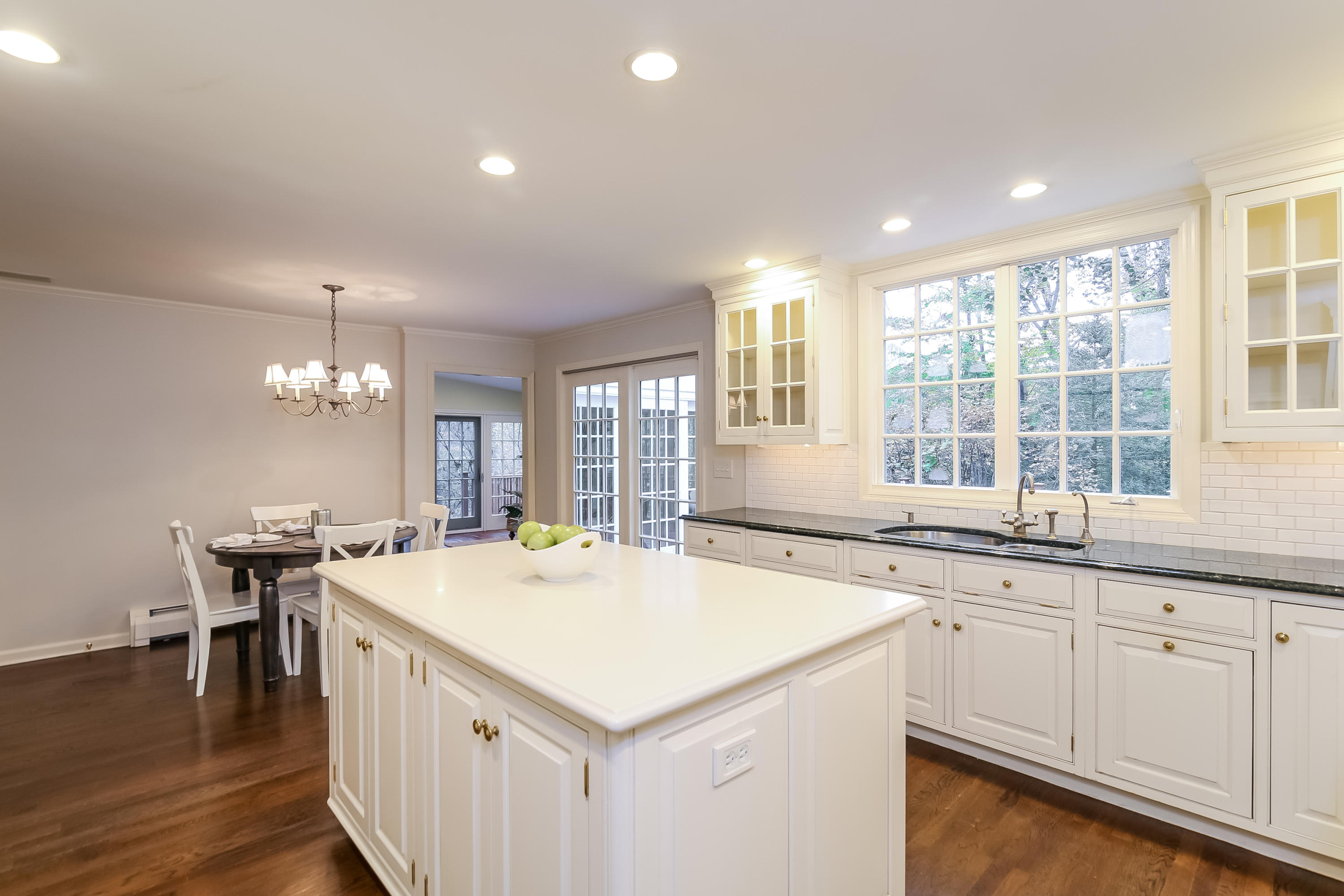 65 Lake Wind Road New Canaan, CT 06840 - Photo 5 of 30 014-Kitchen-5061044-large