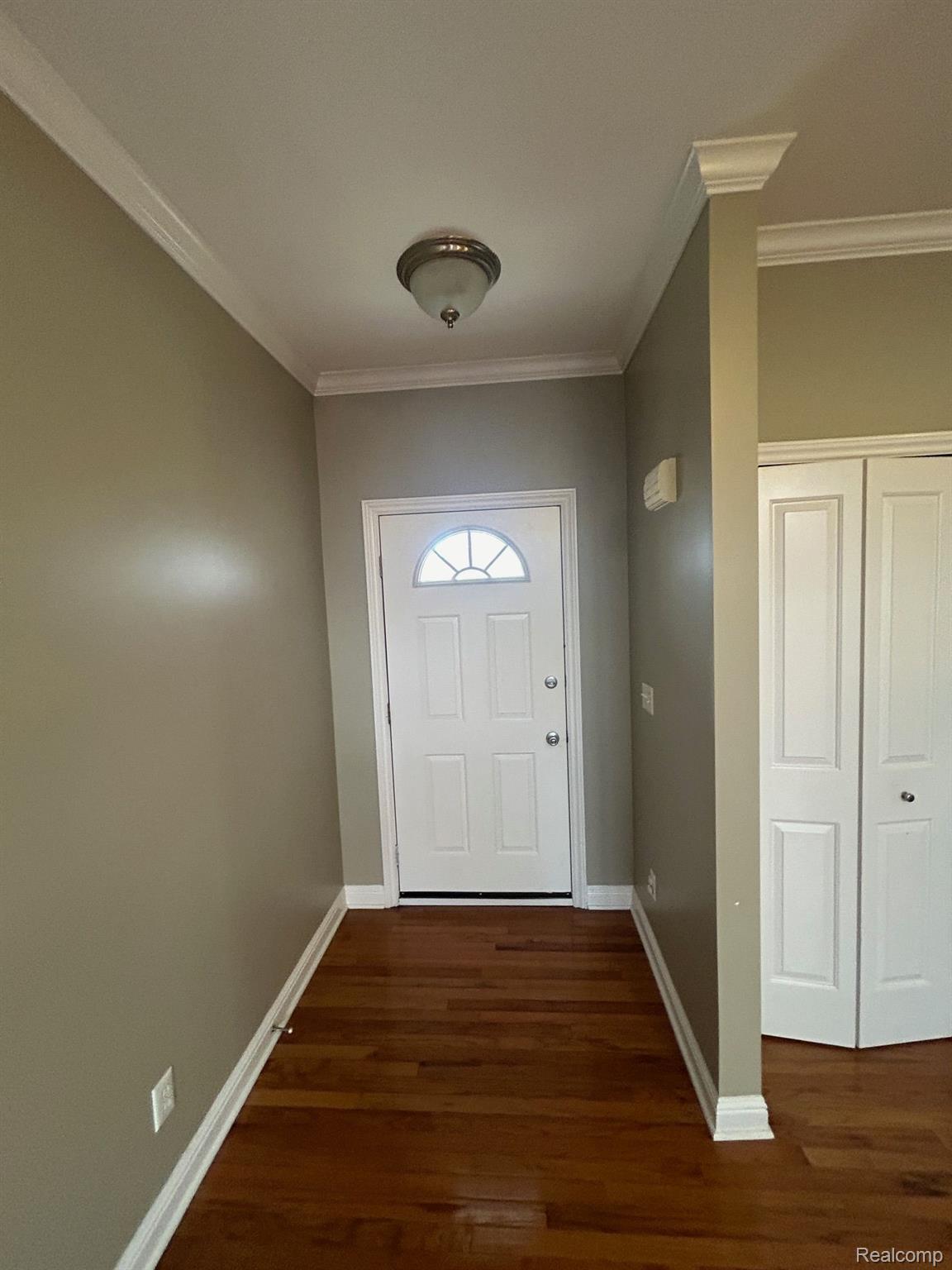 41484 Glade Road Canton, MI 48187 - Photo 4 of 35