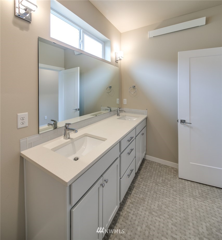 4747 Spring Brook Street Bellingham, WA 98226 - Photo 5 of 7 Gallery Image 5
