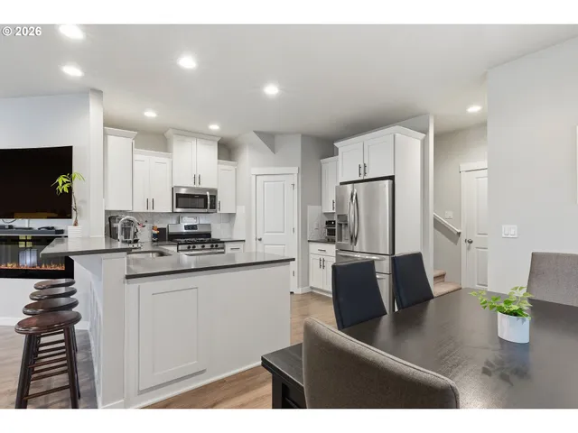 $439,000 | 12685 Southeast Zion Street, Damascus, OR 97089