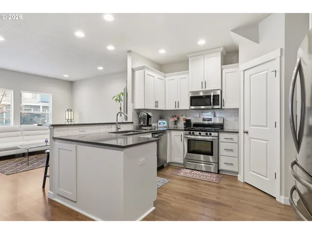 $439,000 | 12685 Southeast Zion Street, Damascus, OR 97089