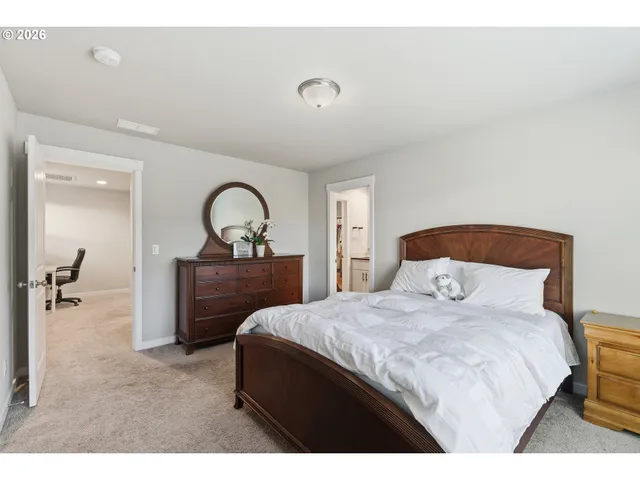 $439,000 | 12685 Southeast Zion Street, Damascus, OR 97089