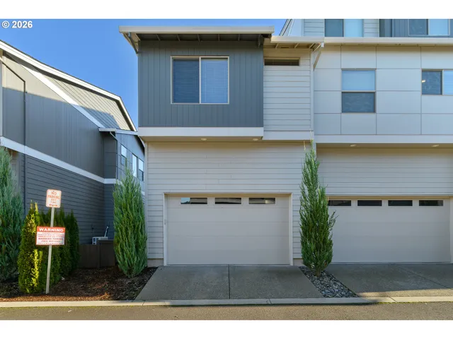 $439,000 | 12685 Southeast Zion Street, Damascus, OR 97089