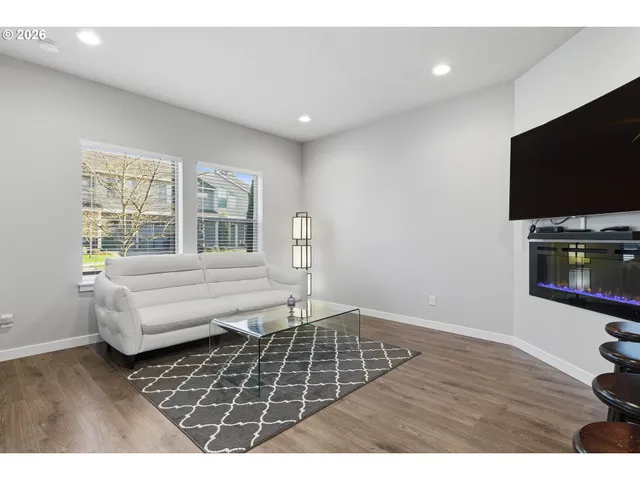 $439,000 | 12685 Southeast Zion Street, Damascus, OR 97089