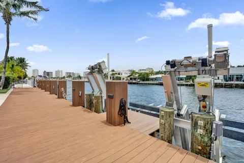 $7,999,000 | 2816 Northeast 38th Street, Fort Lauderdale, FL 33308