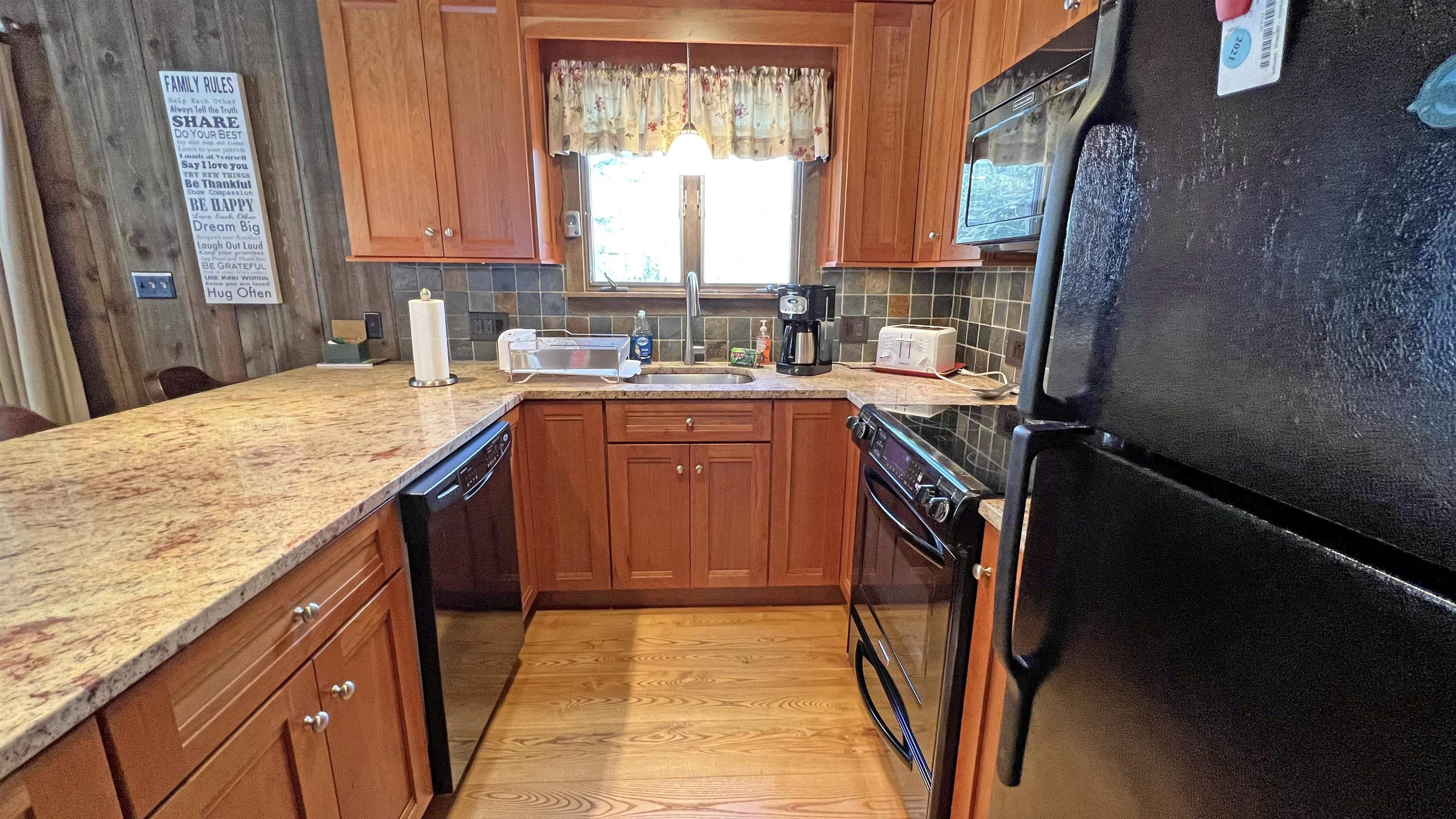 305 Mountain Acres Road Jamaica, VT 05343 - Photo 11 of 28