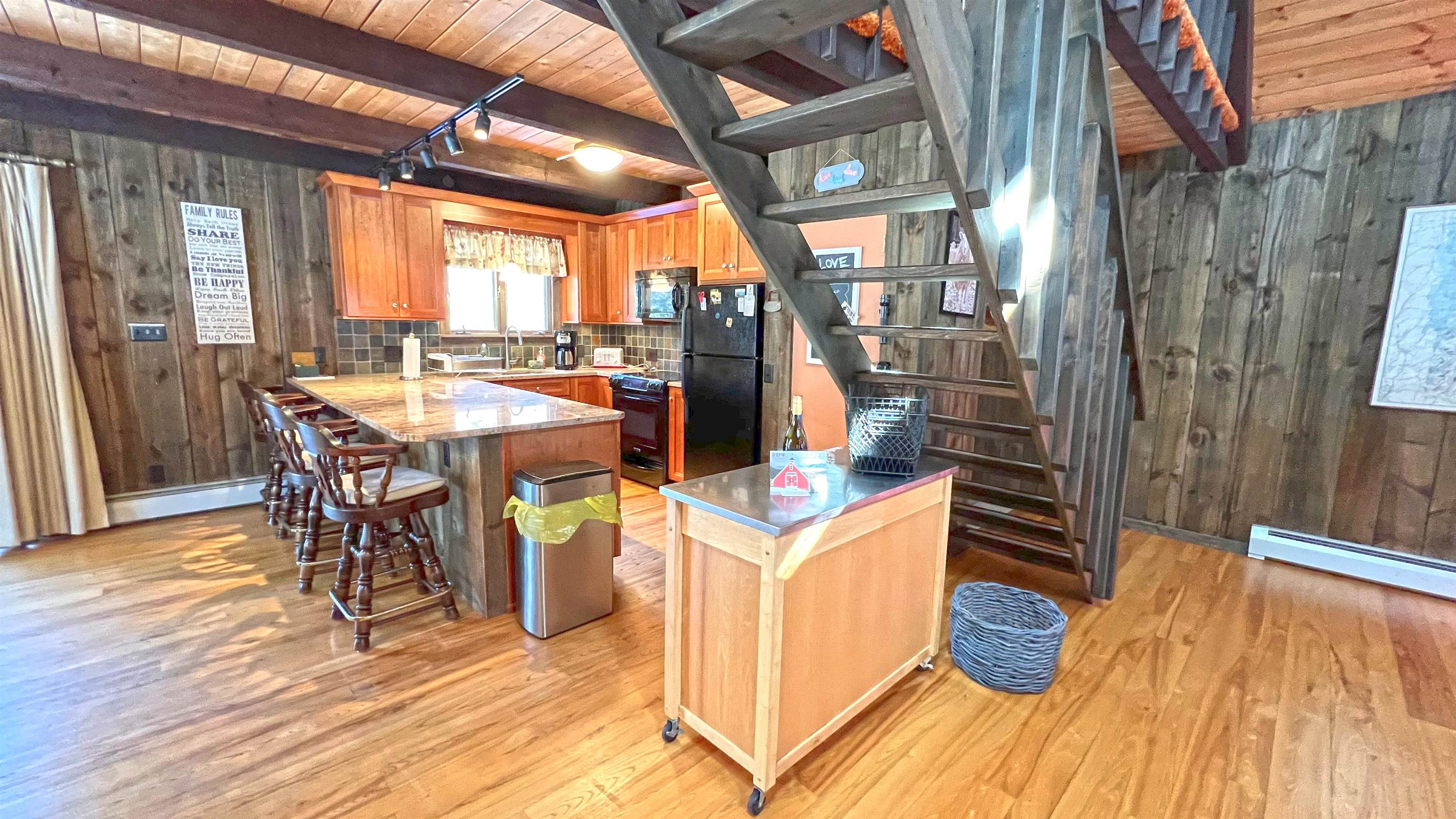 305 Mountain Acres Road Jamaica, VT 05343 - Photo 9 of 28