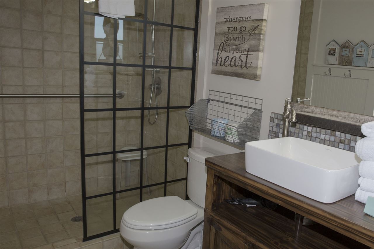 815 Plantation Road, Unit 401 Gulf Shores, AL 36542 - Photo 12 of 43 Master Bath 2
