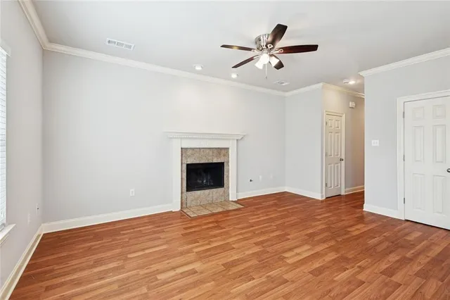 $1,900 | 823 Coffee Street, Mandeville, LA 70448