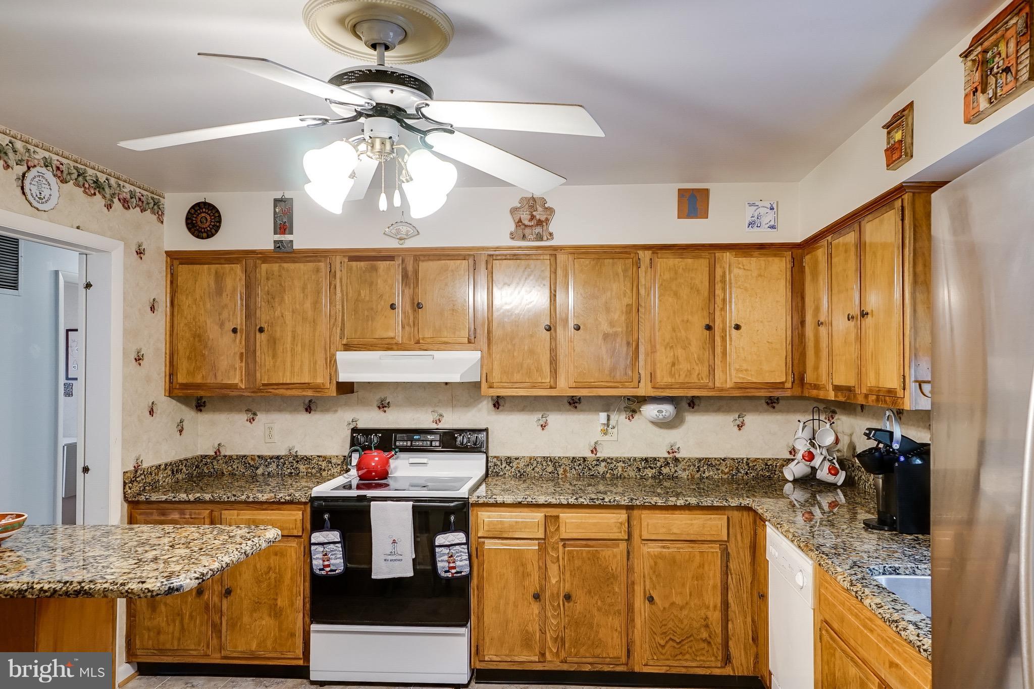 6665 Hungerford Road Bryans Road, MD 20640 - Photo 8 of 28 Kitchen