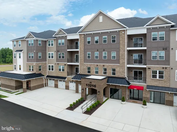 $474,990 | 13220 Petrel Street, Unit 4304, Clarksburg, MD 20871