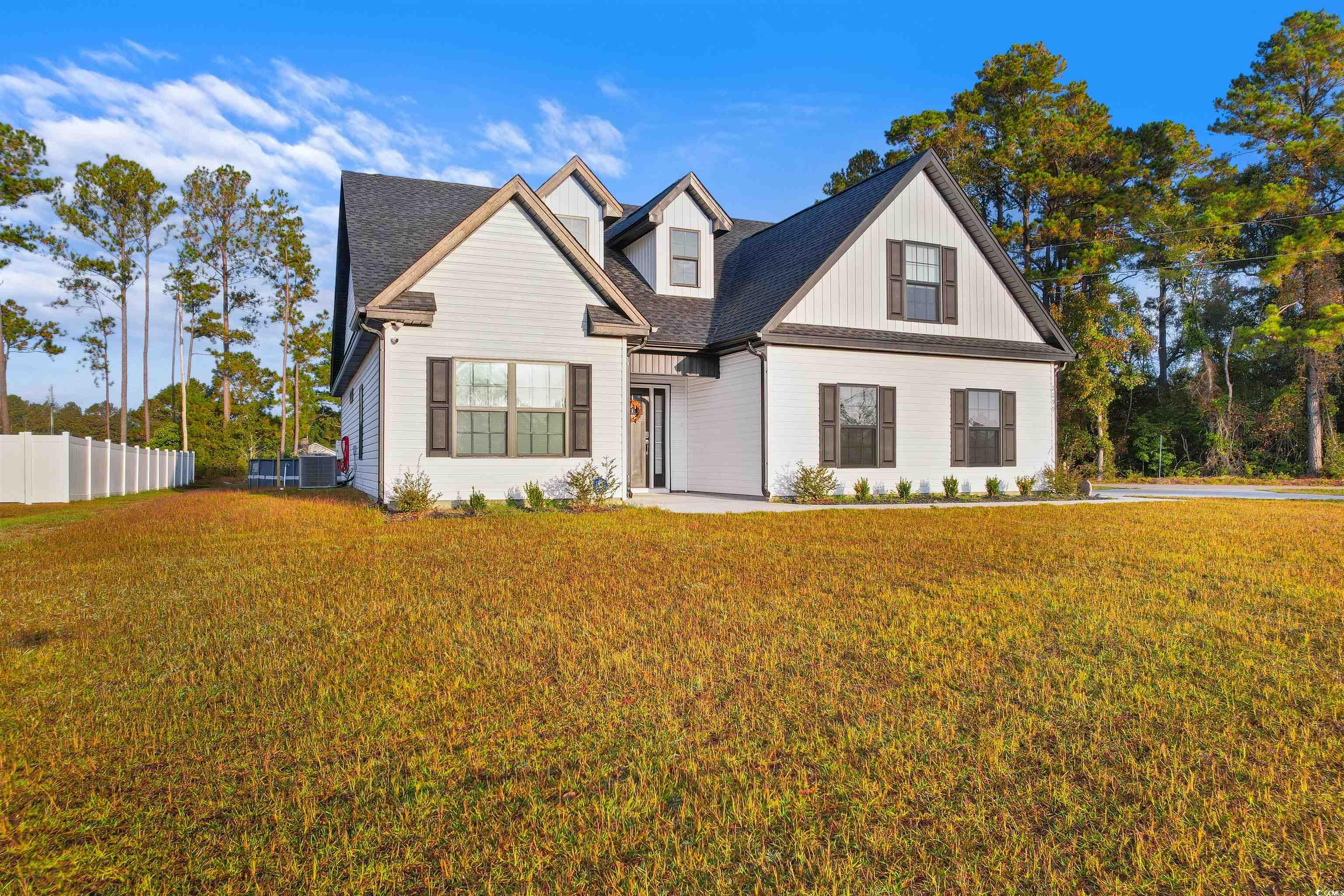 2299 Vaught Road Galivants Ferry, SC 29544 - Photo 39 of 40 View of front facade with a front lawn