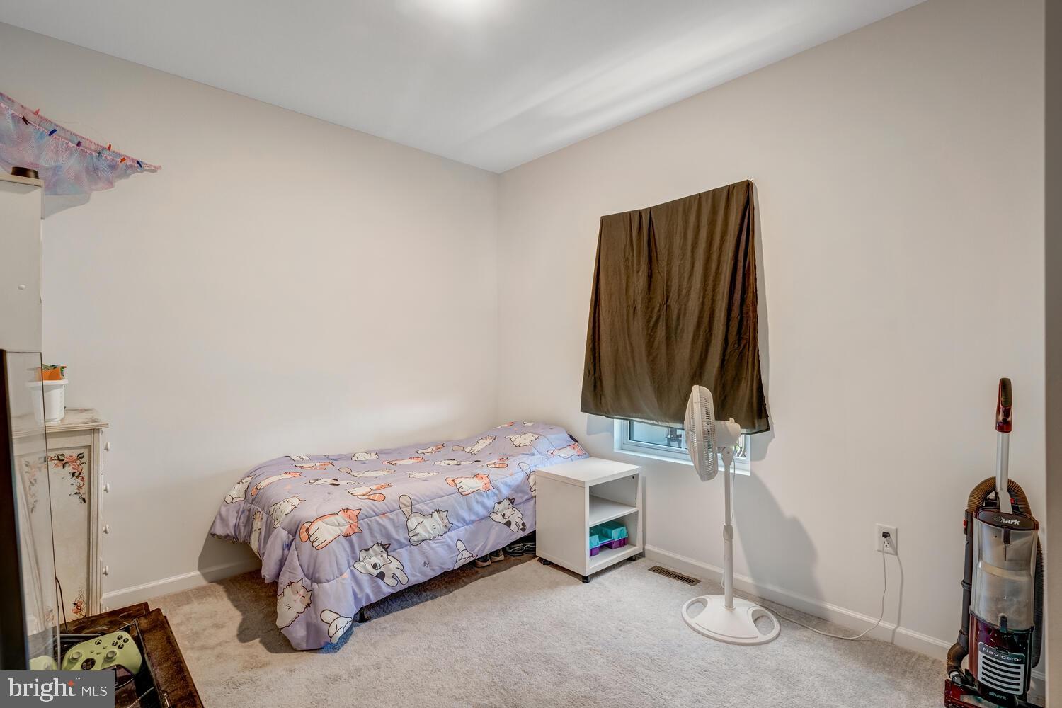 107 Sandpiper Lane Little Egg Harbor, NJ 08087 - Photo 20 of 40 a bedroom with a bed and a closet