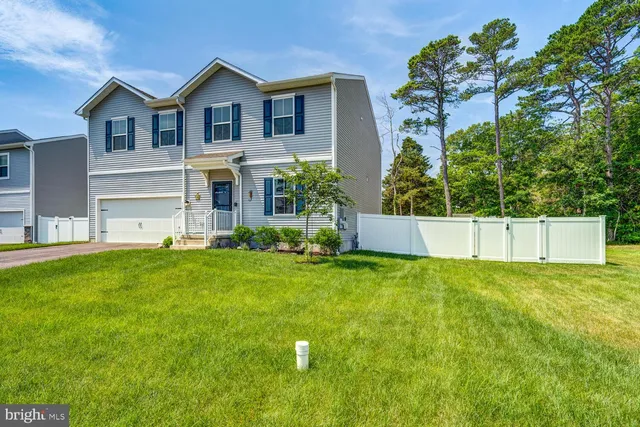 $550,000 | 107 Sandpiper Lane, Little Egg Harbor, NJ 08087