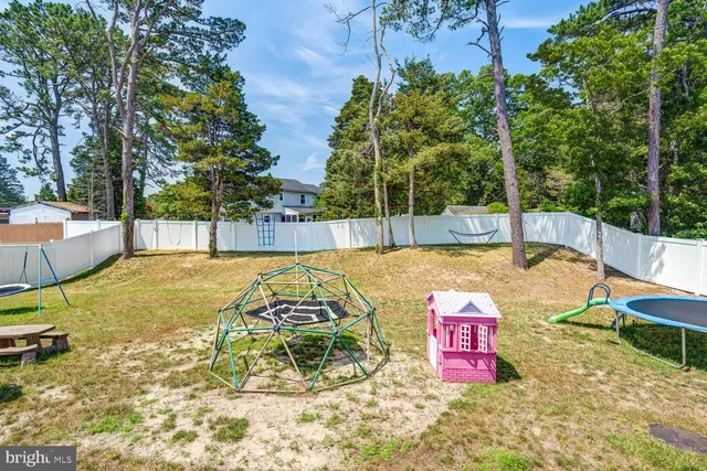 $550,000 | 107 Sandpiper Lane, Little Egg Harbor, NJ 08087