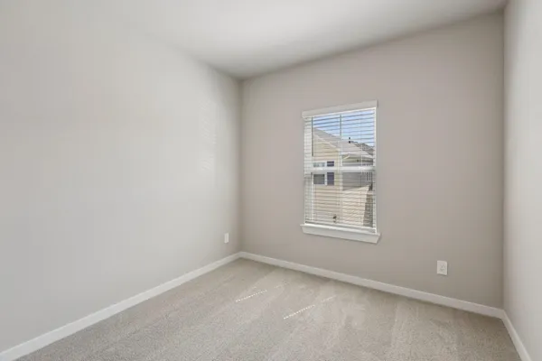 $2,475 | 567 Avisa Drive, Kemah, TX 77565