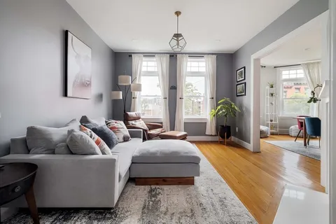 $1,295,000 | 23 Strathmore Road, Unit 3, Brookline, MA 02445