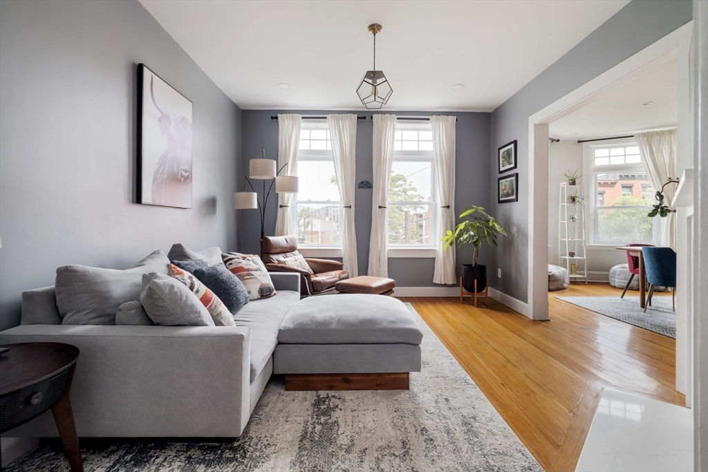 23 Strathmore Road, Unit 3 Brookline, MA 02445 - Photo 6 of 33