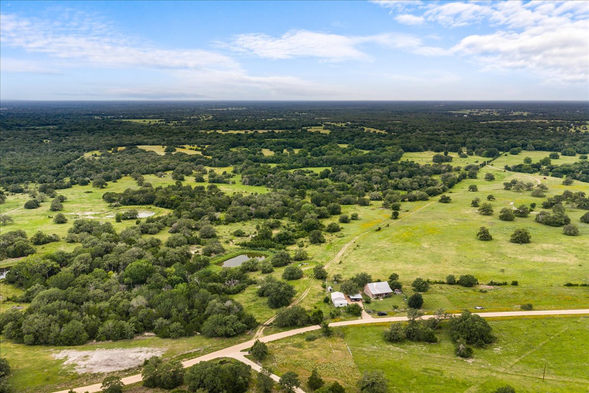 8413 Mach Road La Grange, TX 78945 - Photo 29 of 40