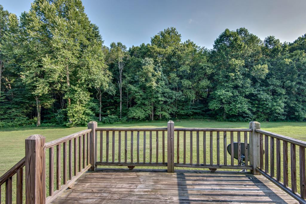 1427 St Paul Road Charlotte, TN 37036 - Photo 27 of 27 a view of a wooden fence
