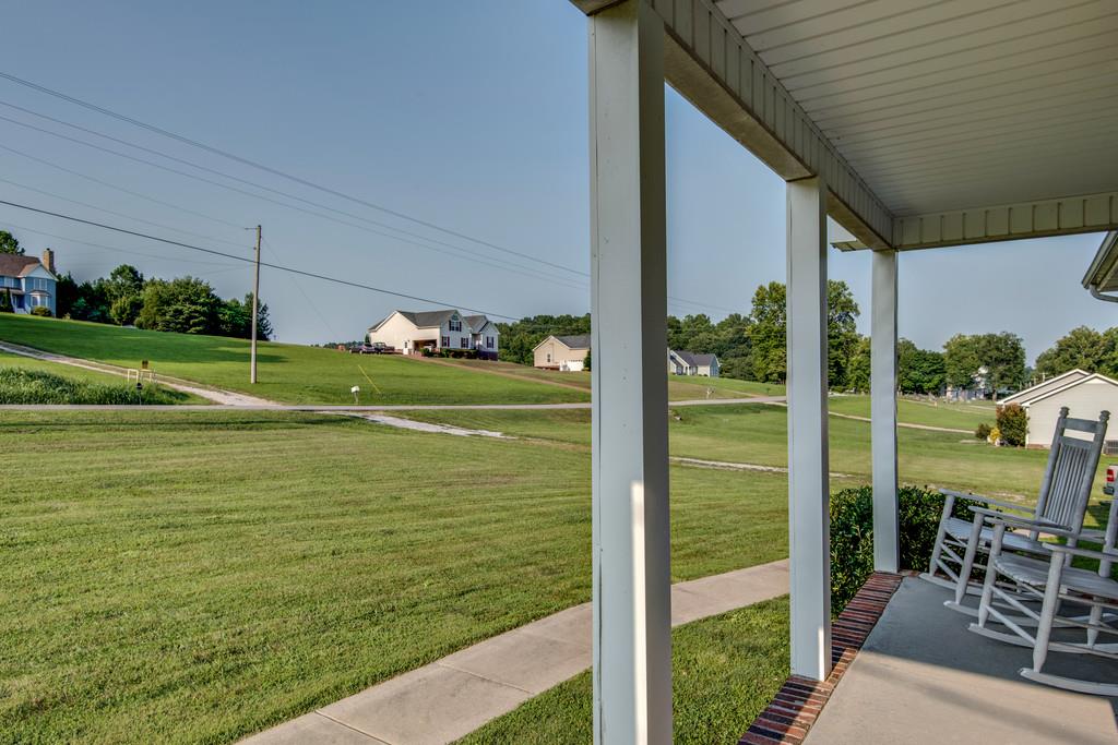 1427 St Paul Road Charlotte, TN 37036 - Photo 6 of 27